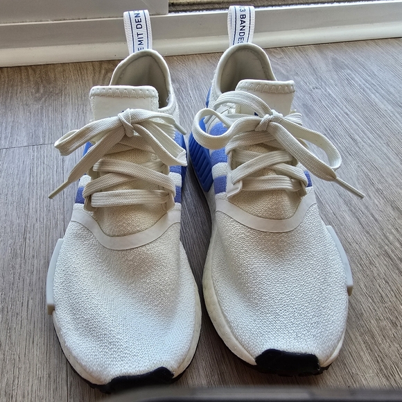 Adidas NMD R1 cream & Blue - Picture 3 of 4